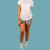 Short dama intensamente
